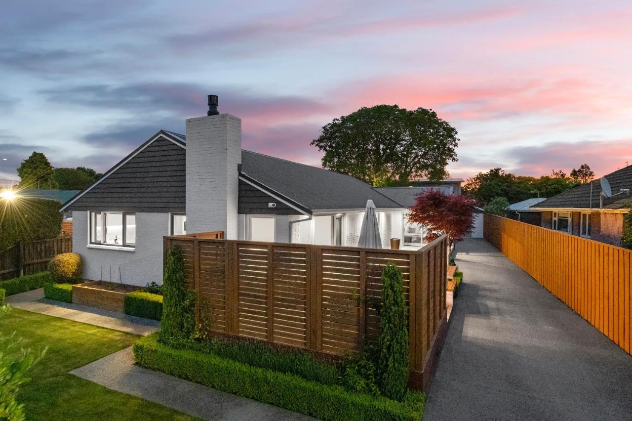 Family-Friendly, Home & Garden, 4Br, By Airport, Free Parking Christchurch Luaran gambar